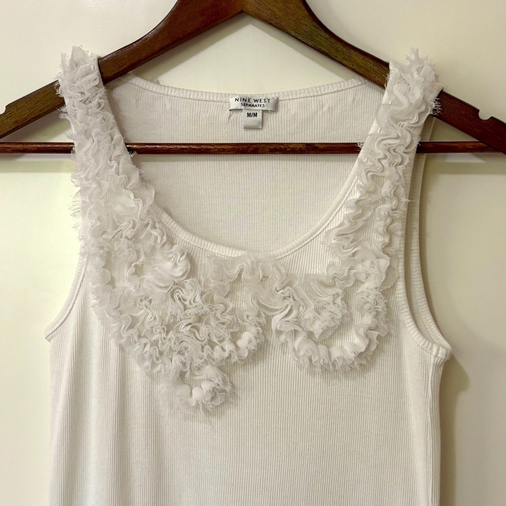 Nine West| Feminine White Cotton-Modal Tank Top w/ Pretty Lace Floret Trim Sz M